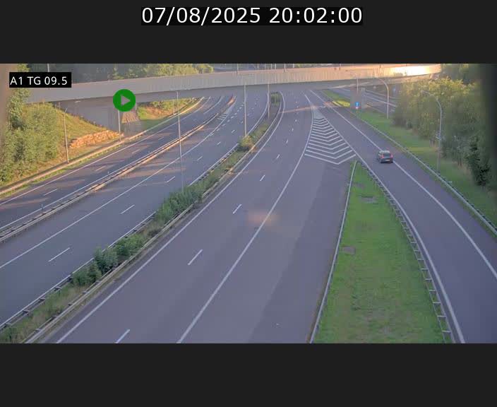 Traffic live webcam Luxembourg Jonction Grünewald - A1 direction Luxembourg-ville - BK 9.5
