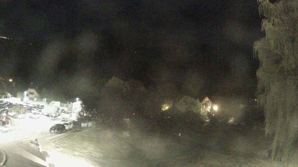 Webcam au niveau de la mairie du village du Bourg d'Oisans, aux pieds de l'Alpe d'Huez et aux portes du parc des Écrins