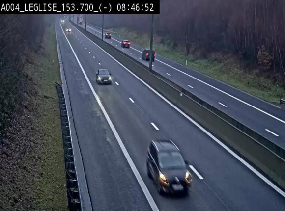 Webcam autoroute A4 (E411-E25) à Léglise, avant la jonction avec la N40. Vue orientée vers Bruxelles
