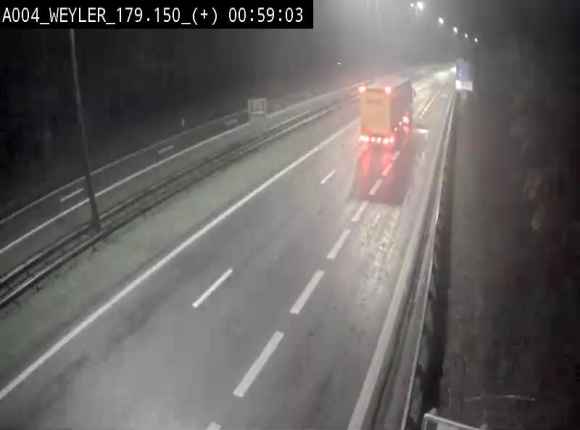 Webcam entre la sortie Arlon et la sortie Weyler sur l'E411. Vue orientée vers Luxembourg