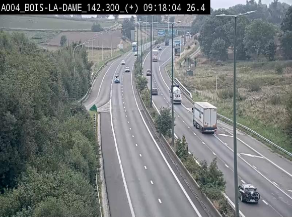Webcam située entre la sortie 29 Neufchâteau et la jonction avec l'E25 en direction de Liège et Luxembourg