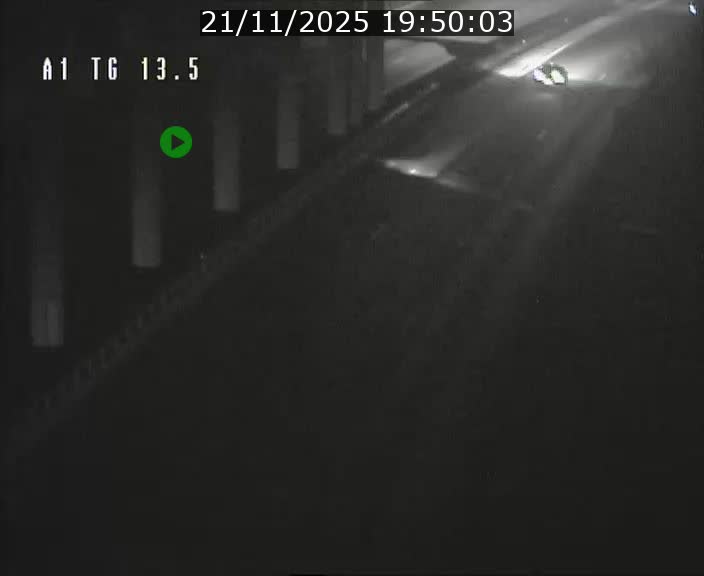 Traffic live webcam Luxembourg Senningen - A1 direction Luxembourg - BK 13.5