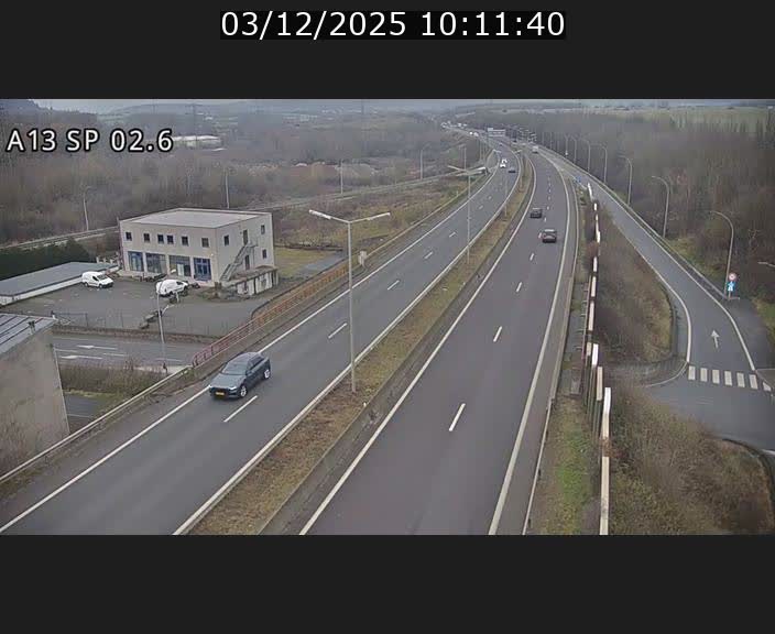 Traffic live webcam Luxembourg Sanem - A13 direction Pétange - BK 2.6