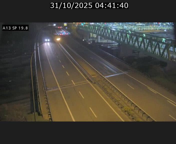 Traffic live webcam Luxembourg Croix de Bettembourg - A13 direction Esch-sur-Alzette - BK 19.8