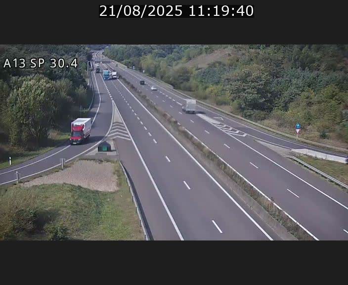 Traffic live webcam Luxembourg Altwies - A13 direction Luxembourg-ville - BK 30.4
