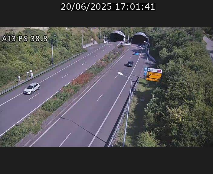 Webcam autoroute A13 à l'entrée ouest du tunnel Markusbierg à Schengen. Vue orientée vers Mondorf-les-Bains
