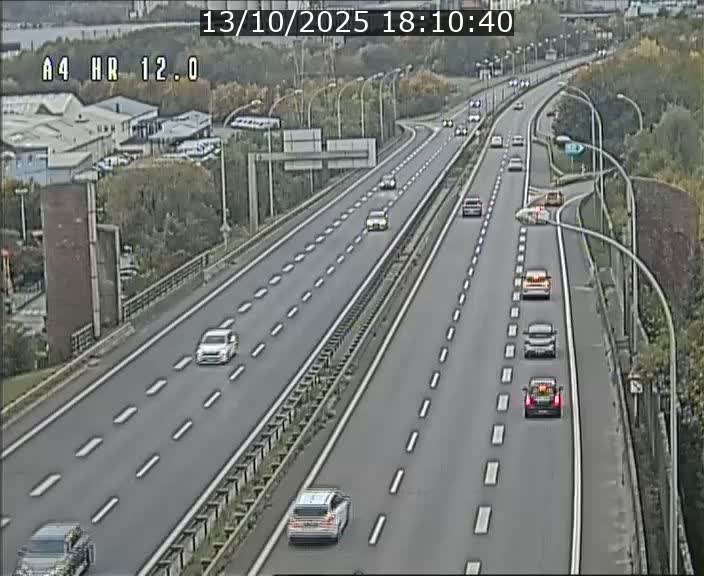 Traffic live webcam Luxembourg Jonction Foetz - A4 - BK 12.0 - direction Esch sur Alzette