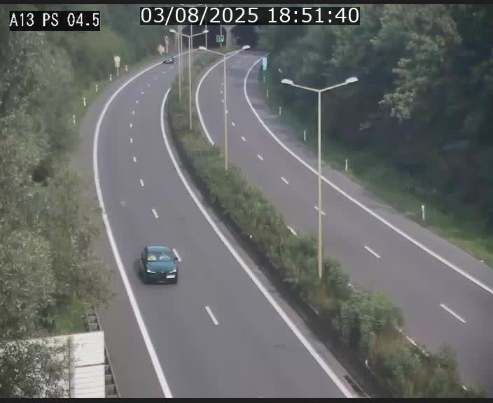 Traffic live webcam Luxembourg Differdange - A13 direction Esch-sur-Alzette - BK 4.5