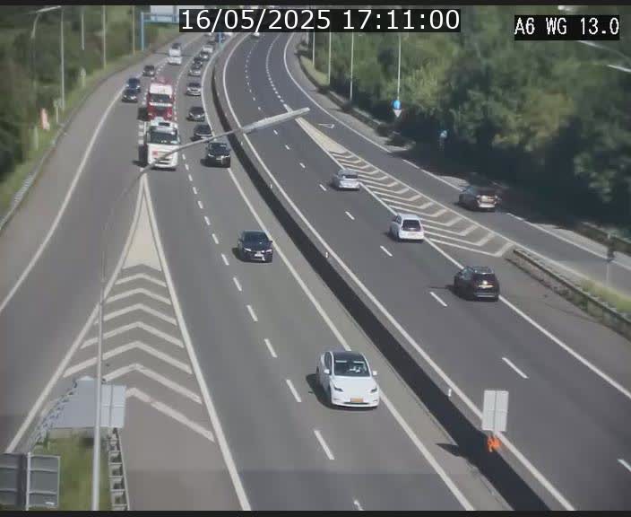 Traffic live webcam Luxembourg Mamer - A6 - BK 13 - direction Luxembourg/France/Allemagne