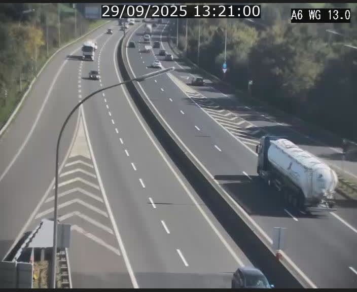 Traffic live webcam Luxembourg Mamer - A6 - BK 13 - direction Luxembourg/France/Allemagne