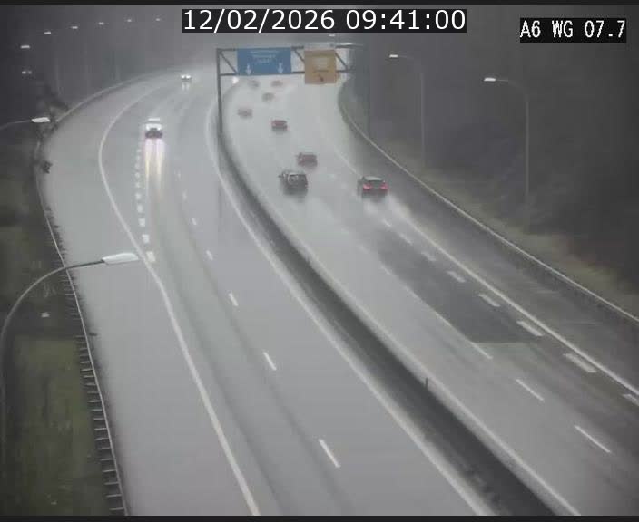 Traffic live webcam Luxembourg - Bridel - A6 - BK 7.7 - direction Belgique