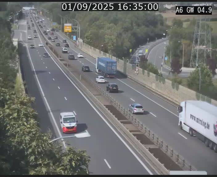 Traffic live webcam Luxembourg Croix de Cessange - A6 - BK 4.9 - direction Belgique