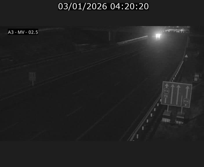 Webcam autoroute A3 au Luxembourg à proximité de la Croix de Gasperich. Vue orientée vers Luxembourg