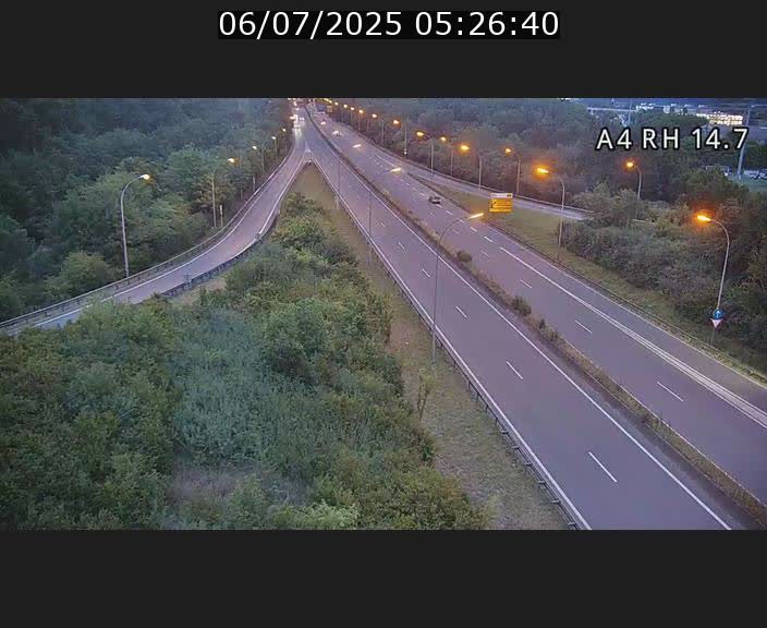 Traffic live webcam Luxembourg Jonction Lankelz - A4 - BK 14.7 - direction Luxembourg