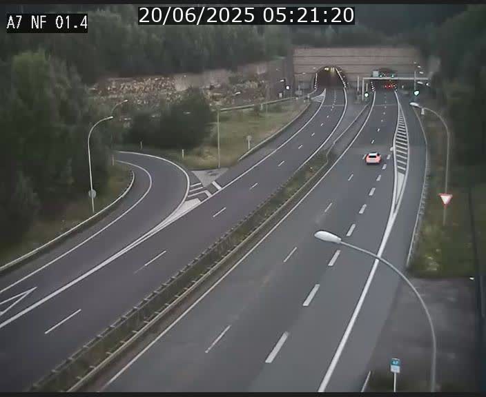 Caméra autoroute Luxembourg A7 - Echangeur Waldhaff - direction Tunnel Stafelter