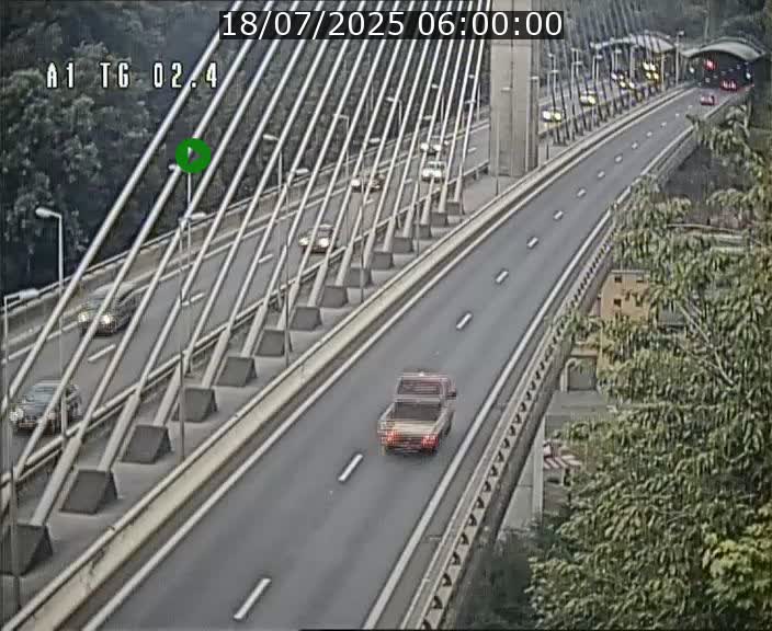 Traffic live webcam Luxembourg Sandweiler - A1 direction Luxembourg-ville - BK 2.4