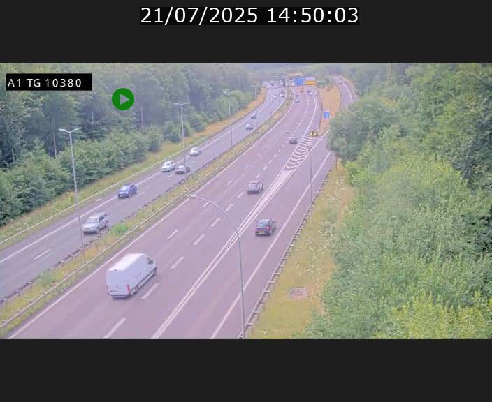 Traffic live webcam Luxembourg Senningerberg - A1 direction Luxembourg Kirchberg - BK 10.3