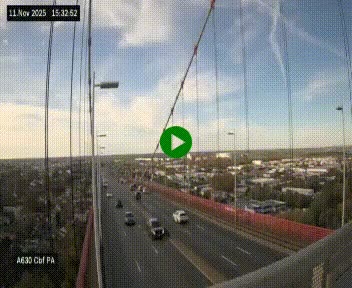 Webcam autoroute sur le périphérique de Bordeaux (A630) au nord de la ville. Caméra située sur le Pont d'Aquitaine.