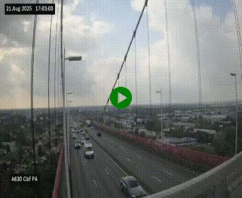Webcam autoroute sur le périphérique de Bordeaux (A630) au nord de la ville. Caméra située sur le Pont d'Aquitaine.