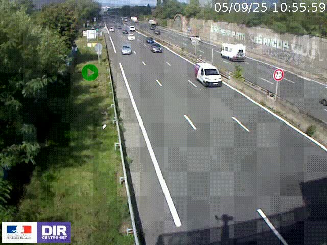 Webcam à Bron sur l'A43 à la jonction avec le boulevard périphérique de Lyon (D383). Vue orientée vers Lyon