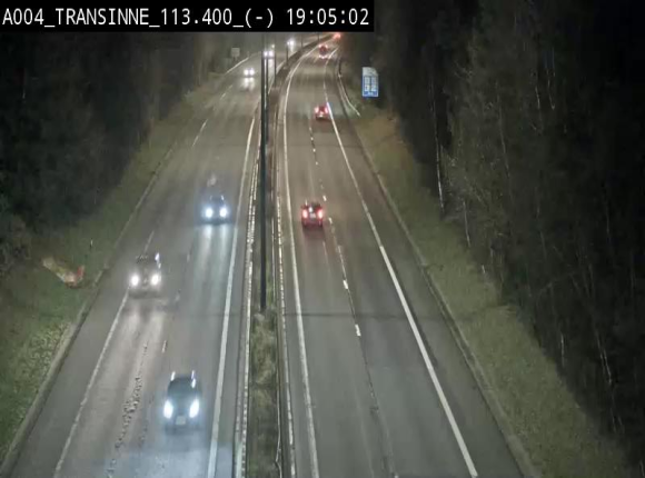 Caméra trafic E411 (A4) - Transinne direction Namur - BK 113.425