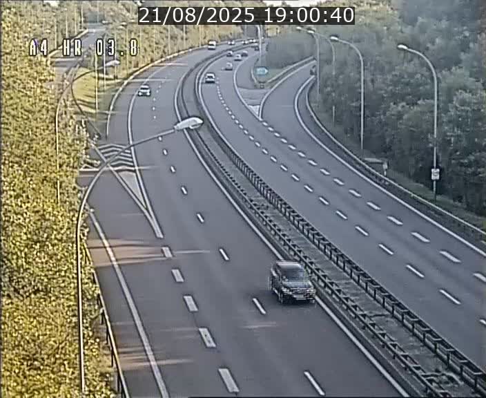 Webcam traffic A4 Luxembourg - BK 3.8 - Leudelange (direction Esch sur Alzette)