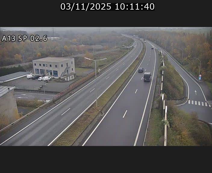 Traffic live webcam Luxembourg Sanem - A13 direction Pétange - BK 2.6