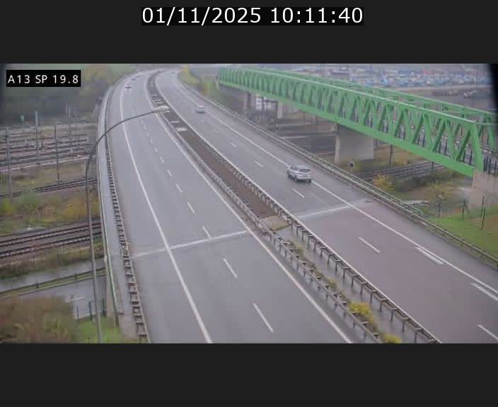 Traffic live webcam Luxembourg Croix de Bettembourg - A13 direction Esch-sur-Alzette - BK 19.8