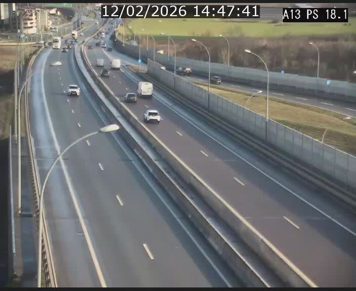 Traffic live webcam Luxembourg Dudelange - A13 direction Croix de Bettembourg - BK 18.1
