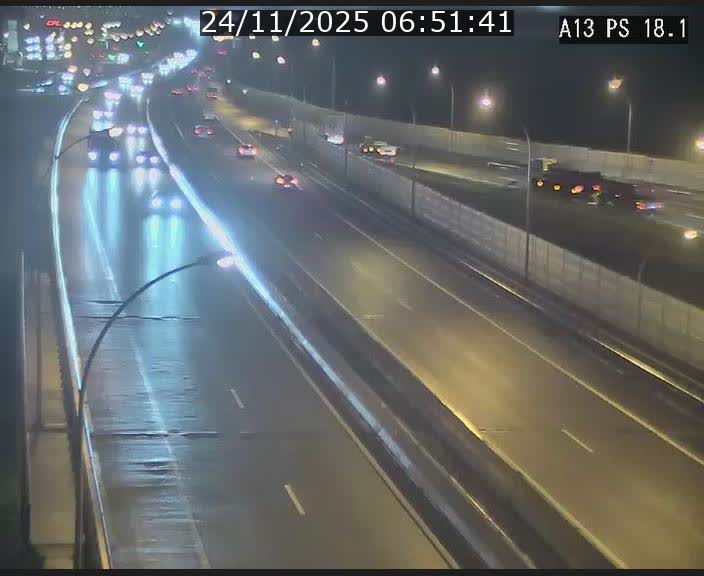 Traffic live webcam Luxembourg Dudelange - A13 direction Croix de Bettembourg - BK 18.1