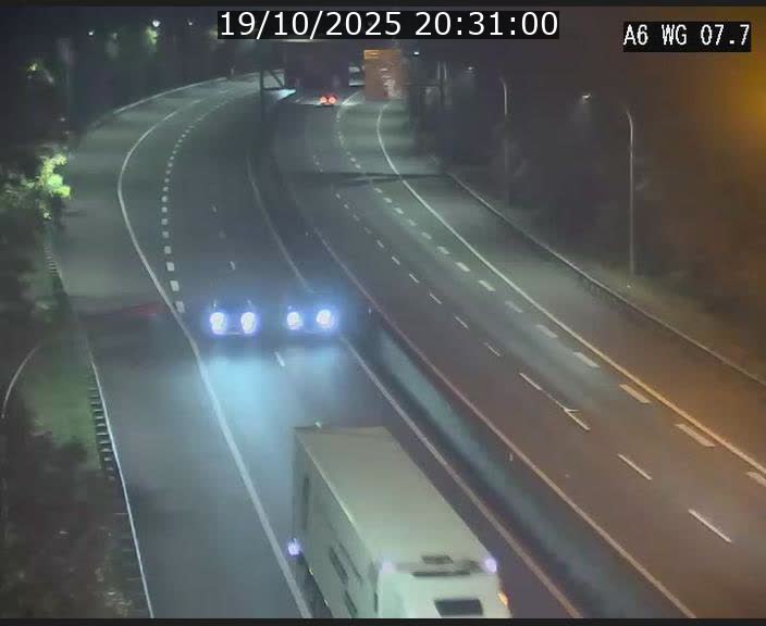 Traffic live webcam Luxembourg - Bridel - A6 - BK 7.7 - direction Belgique