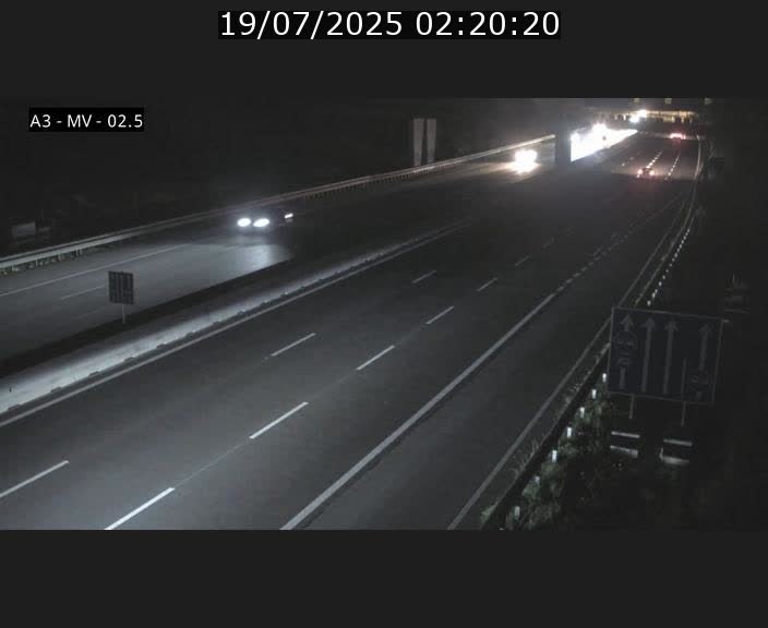 Webcam autoroute A3 au Luxembourg à proximité de la Croix de Gasperich. Vue orientée vers Luxembourg