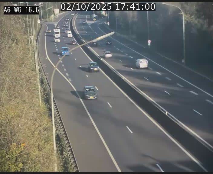 Traffic live webcam Luxembourg Aire de Capellen - A6 - BK 16.6 - direction Luxembourg/France/Allemagne