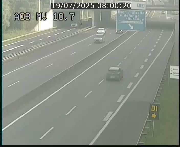 Traffic live webcam Luxembourg Croix de Bettembourg - A3 - BK 10.7 - direction France