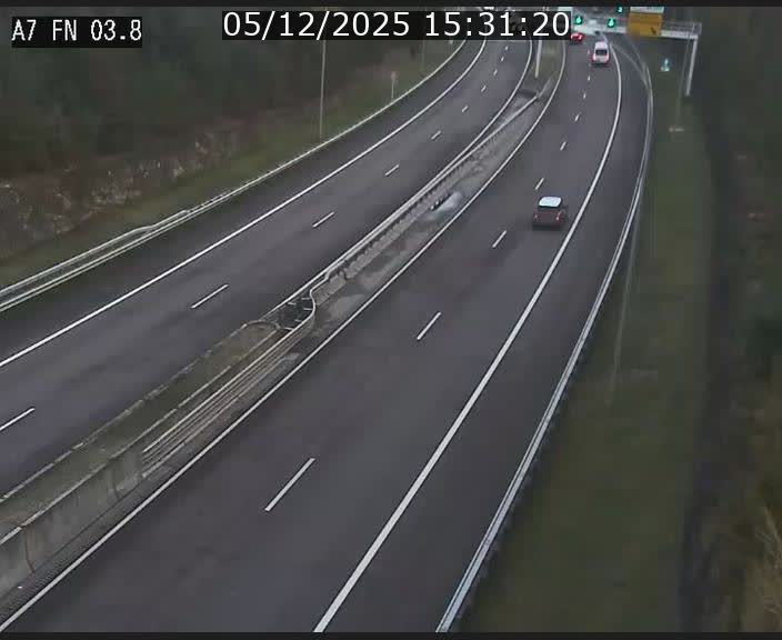 Caméra autoroute Luxembourg A7 - Passage à gibier Rëngelbour - direction Tunnel Stafelter