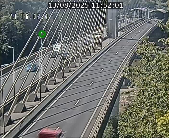 Traffic live webcam Luxembourg Sandweiler - A1 direction Luxembourg-ville - BK 2.4