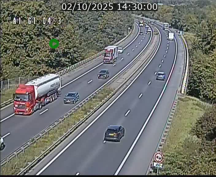 Traffic live webcam Luxembourg Itzig - A1 direction Sandweiler - BK 4.3