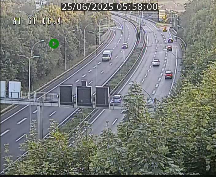 Traffic live webcam Luxembourg Hamm - A1 direction Sandweiler - BK 6.4