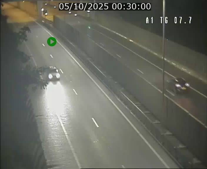 Traffic live webcam Luxembourg Kirchberg - A1 direction Luxembourg-ville - BK 7.7