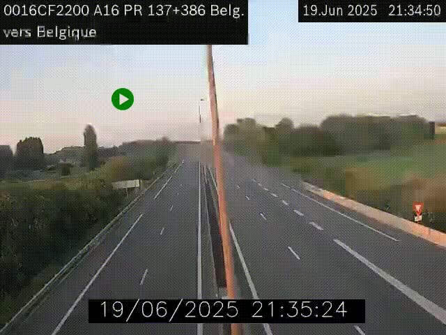 Webcam à la frontière franco-belge au niveau de Bray-Dunes/De-Panne sur l'autoroute A16. Vue orientée vers la Belgique