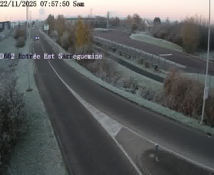 Point de vue trafic déployé sur D662 (France) à Sarreguemines, regardant vers Sarreguemines, aidant conducteurs et services à anticiper les flux.