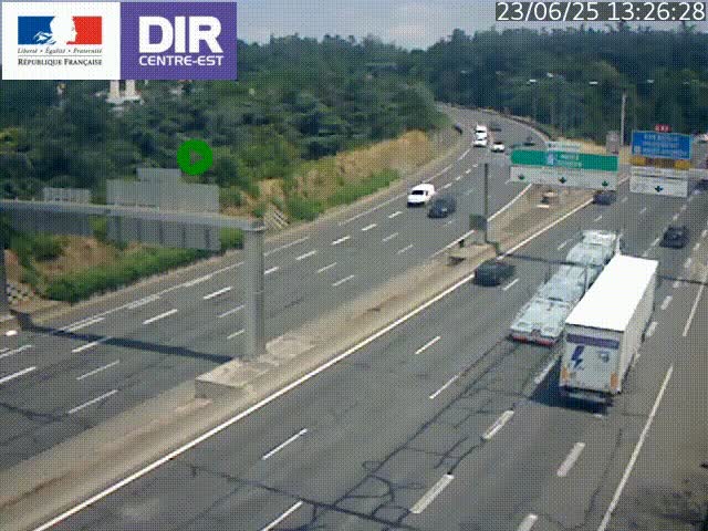Caméra de circulation routière sur le boulevard périphérique Laurent Bonnevay de Lyon (D383) à hauteur de Bron, avant la jonction avec l'A43. Vue orientée vers l'échangeur