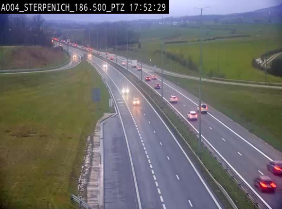 Webcam E411 à Sterpenich en Belgique près de la frontière du Luxembourg. Vue orientée vers Bruxelles