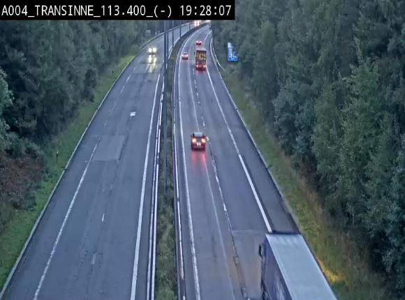 Caméra trafic E411 (A4) - Transinne direction Namur - BK 113.425
