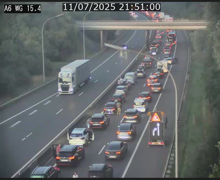 Traffic live webcam Luxembourg Capellen - A6 - BK 15.4 - direction Luxembourg/France/Allemagne