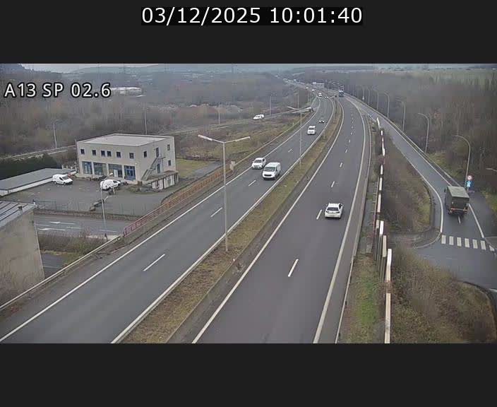 Traffic live webcam Luxembourg Sanem - A13 direction Pétange - BK 2.6