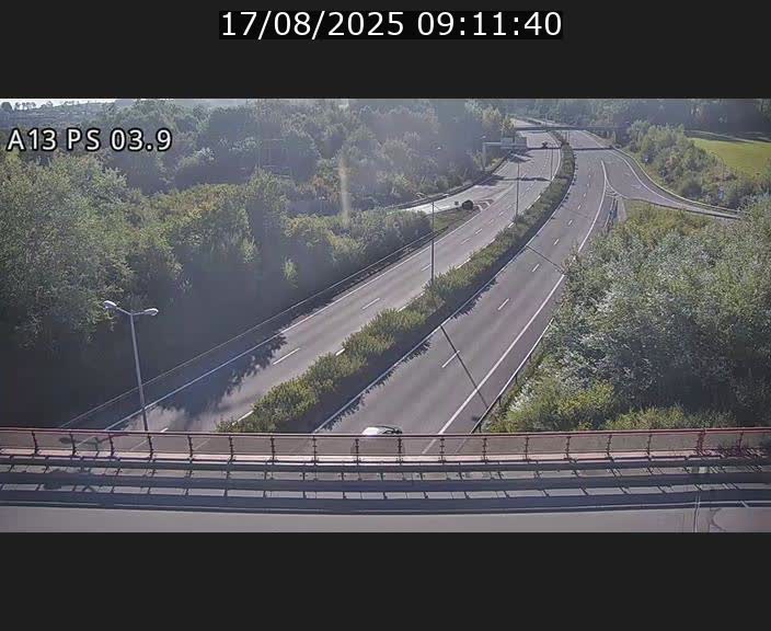 Traffic live webcam Luxembourg Differdange - A13 direction Esch-sur-Alzette - BK 3.9
