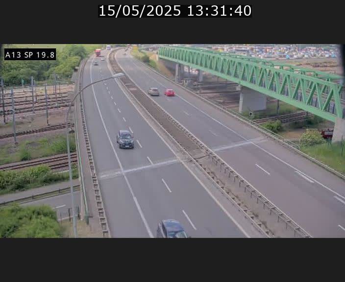 Traffic live webcam Luxembourg Croix de Bettembourg - A13 direction Esch-sur-Alzette - BK 19.8