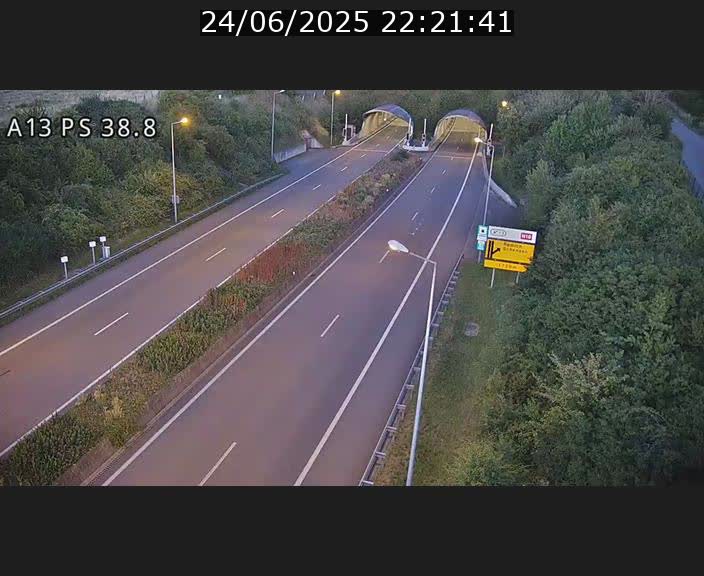 Webcam autoroute A13 à l'entrée ouest du tunnel Markusbierg à Schengen. Vue orientée vers Mondorf-les-Bains