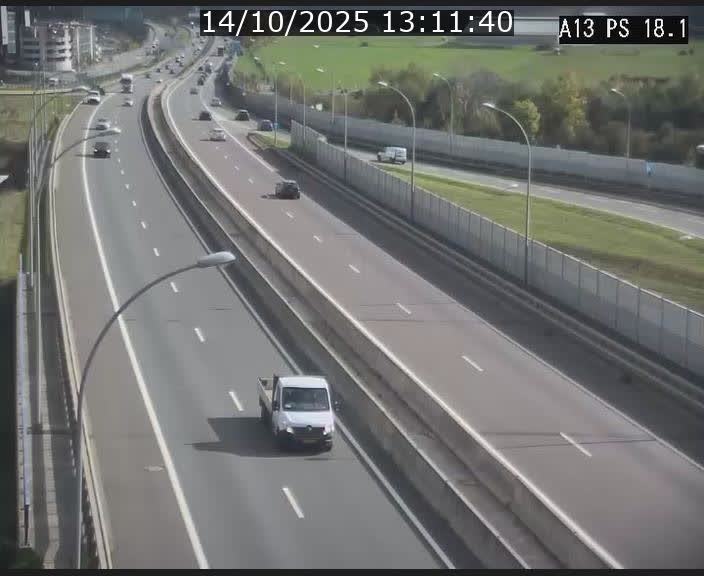 Traffic live webcam Luxembourg Dudelange - A13 direction Croix de Bettembourg - BK 18.1